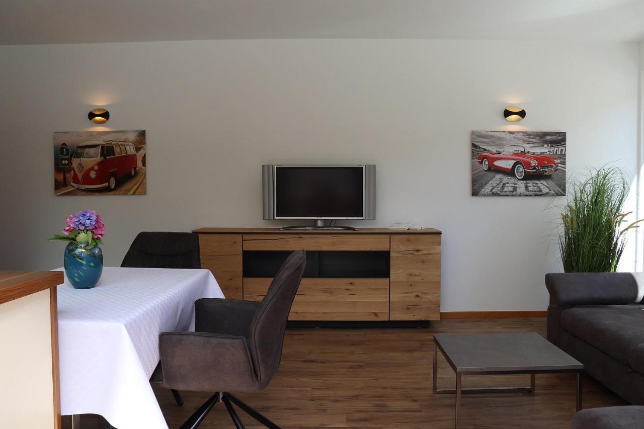 Ferienwohnung Mit Garage, Fahrradraum Und Sehr Grosser Sonnenverwoehnten Terrasse Algund Buitenkant foto